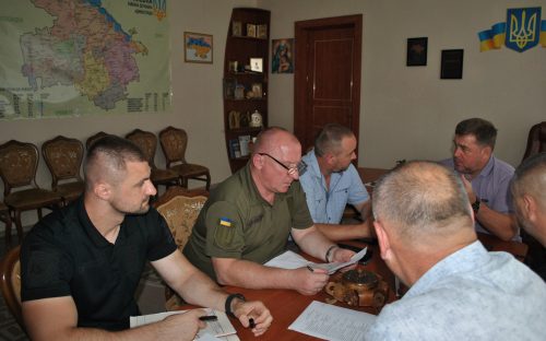 У Кам’янському посилюють мобілізаційну роботу: що вирішили на нараді з поліцією та РТЦК