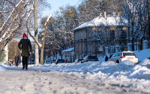 До України йде похолодання зі снігом: чи погіршиться погода в Кам'янському у вихідні