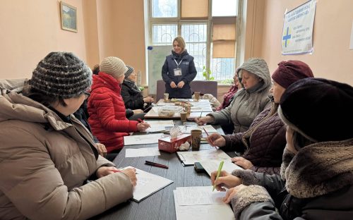 Смаколики та розмови з психологом: «Карітас Кам’янське» всебічно підтримує нужденних