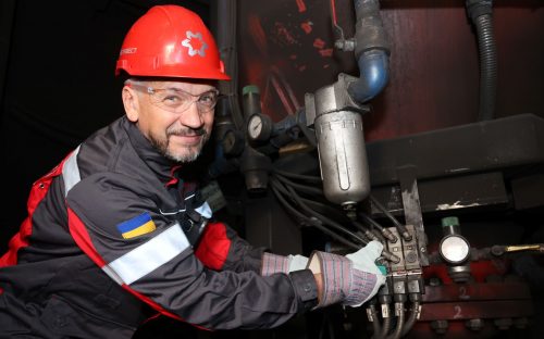 Серце енергослужби: як слюсар Юрій Ламза забезпечує безпеку цеху Каметсталі