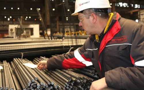 Зарплата до 40 тисяч, житло та бронь від мобілізації: як великий бізнес долає кадровий голод на Дніпропетровщині