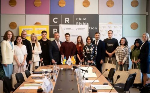 «Молодь обирає Україну»: стартував пілотний проєкт підтримки 18–23-річних