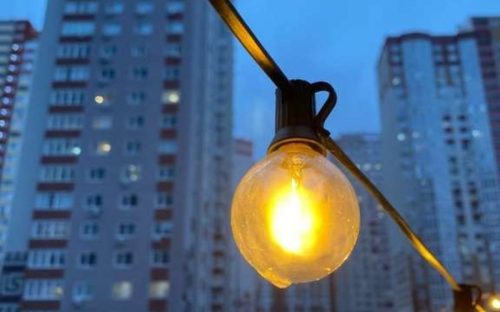 У Кам'янському у неділю, 16 листопада, вимикатимуть світло: графік та адреси відключень