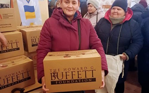Авдіївський гуманітарний хаб у Кам’янському продовжує підтримувати переселенців 