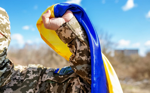 Мільярди на допомогу - бізнес став надійним тилом для армії та держави