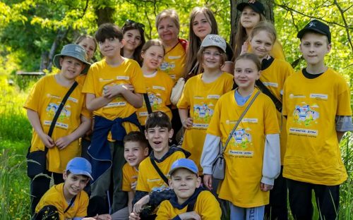«Діти прагнуть розвитку»: як проходить перша літня зміна «Блогер Кемп» від Фонду Ріната Ахметова