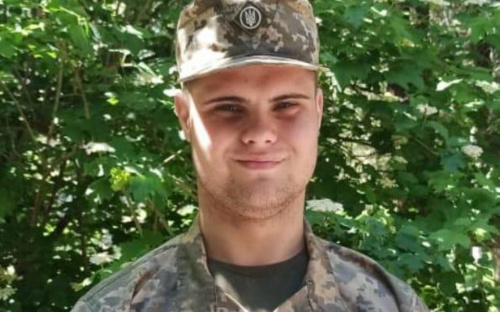 З шиномонтажу – в армію: історія воїна з Кам’янського, який долучився до програми «Контракт 18–24»