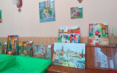 У музеї Кам'янського виставку робіт художниці Галини Кулаги закрили зустріччю з авторкою картин