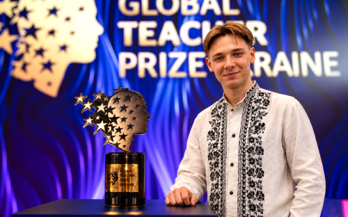 Молодий педагог із Кам’янського підкорив Global Teacher Prize: що відомо про Даніїла Дорошенка