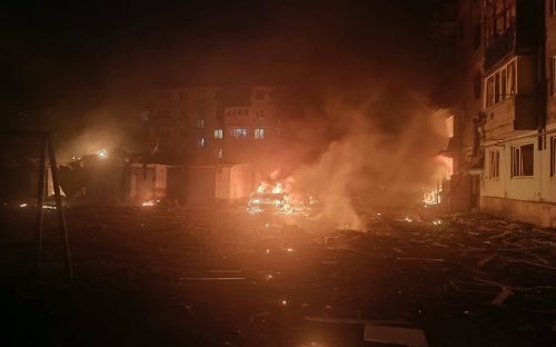 Нічний ворожий обстріл п'яти районів Дніпропетровщини: поранені цивільні, палали будинки та автівки