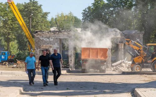 Як Кам’янське оговтується після ворожого обстрілу: координація, підтримка, відновлення