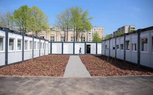 Модульному містечку для ВПО у Кам'янському виповнилося десять років - як живуть переселенці зараз