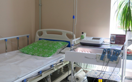 У Жовтих Водах завдяки міжнародним партнерам провели масштабну реконструкцію в одному з корпусів міської лікарні - подробиці