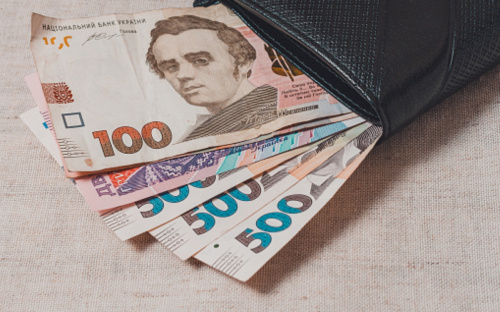 Понад 5000 гривень до пенсії: хто отримає гарантовані доплати в 2025 році