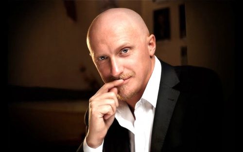 Актор Кам'янського драмтеатру Олег Волощенко навчить дніпрян виконувати трюки