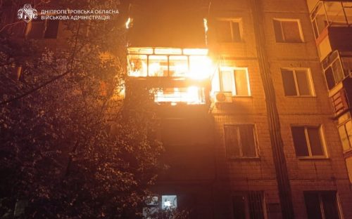 Ворожа атака безпілотників у Кам'янському спричинила пожежі на підприємствах