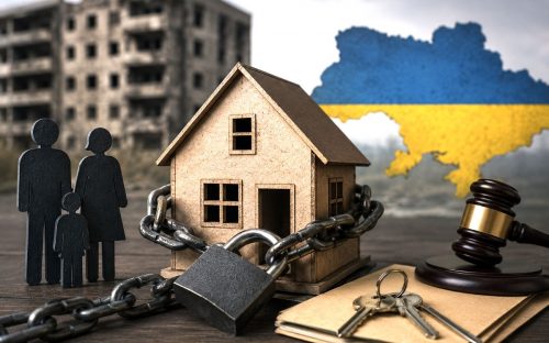 Окупанти прискорюють «націоналізацію» нерухомості на ТОТ: як українцям захистити своє майно