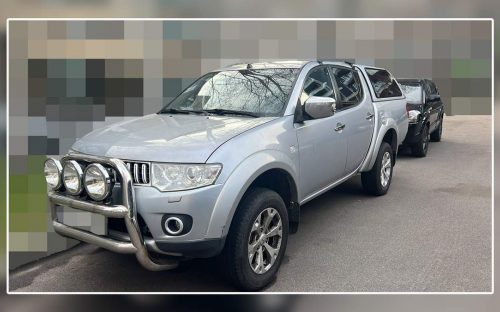 Автівки для дронарів: Метінвест передав позашляховики підрозділу БПЛА бригади «Хортиця»