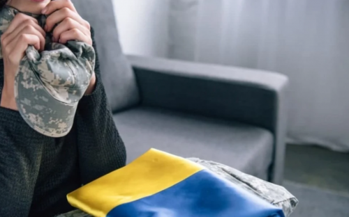Пенсія у разі втрати годувальника в Україні: хто має право та як її призначають