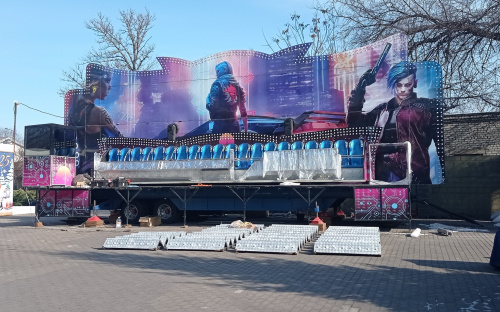 Центральний парк Кам’янського прибирає зимові розваги та готує зони відпочинку до теплого сезону