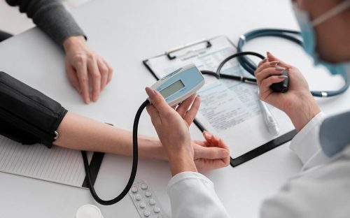 Українці 40+ отримають гроші у «Дії» за проходження національного чекапу (ВІДЕО)