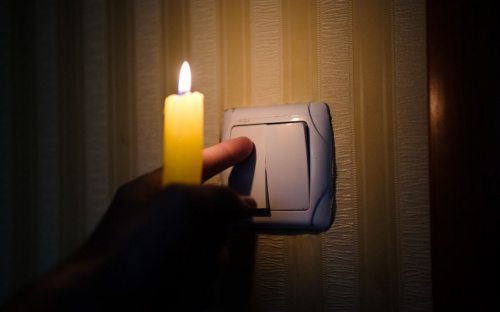 В Кам’янському завтра відключатимуть світло: графік та адреси