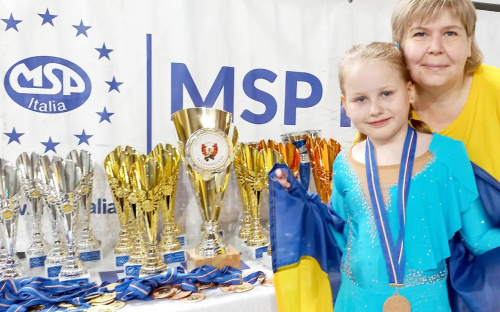 Фігуристки Кам’янського привезли з Італії «золото» та «срібло»