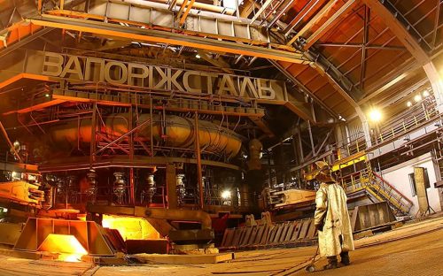 «Запоріжсталь» зупинила роботу після нічного російського удару: в області оголошено жалобу