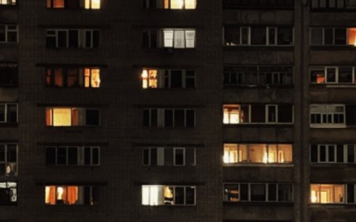 У Кам'янському в четвер, 3 липня, вимикатимуть світло: графік та адреси відключень