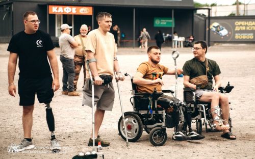 На Дніпропетровщині провели безбар’єрний турнір з петанку: серед учасників - команда з Кам’янського