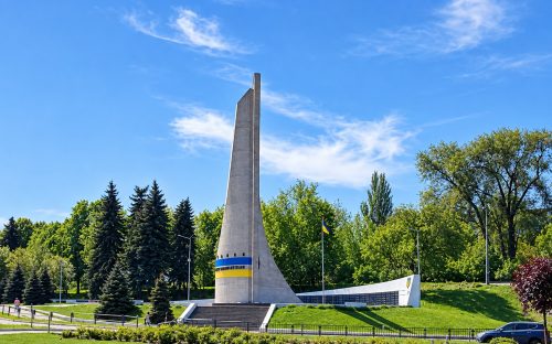 Замість радянського спадку - шана сучасним Героям: у Кам’янському чекають рішення Мінкульту щодо нового меморіалу