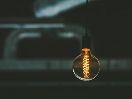 Де у Кам’янському відключать світло 22 березня: оприлюднено перелік адрес та час робіт