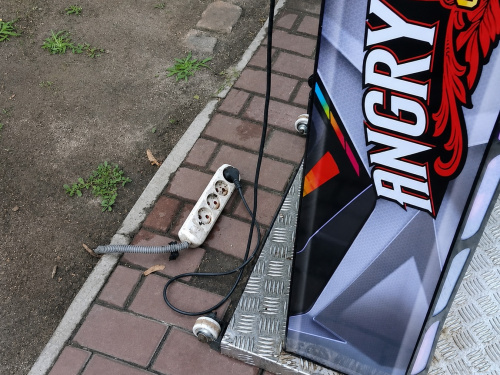  Загроза струмом для відвідувачів у парку Кам’янського