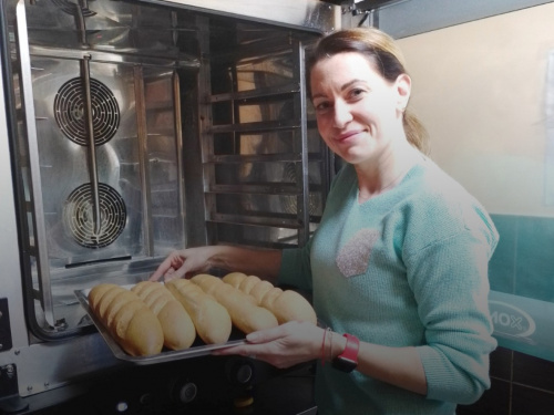 "Власна справа": завдяки гранту у Верхньодніпровську з'явилася пекарня з ароматом круасанів