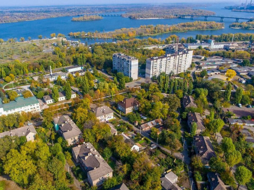 Літо у Кам'янському: запрошуємо на фотопрогулянку містом