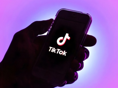 TikTok і Тelegram &quot;пожирають&quot; пам’ять на телефоні: лайфхаки, як почистити кеш у кілька кліків