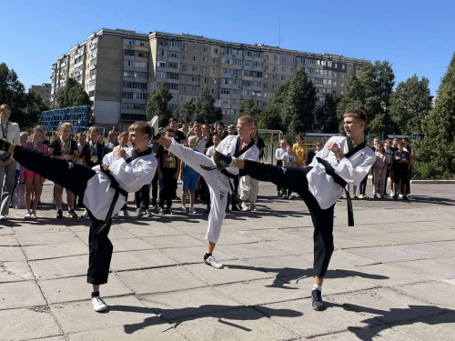 У Кам’янському вихованців ДЮСШ урочисто відкрили шкільну спартакіаду 