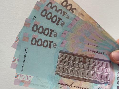 До 150 тисяч гривень на місяць: які вакансії на Дніпропетровщині сьогодні найбільш високооплачувані