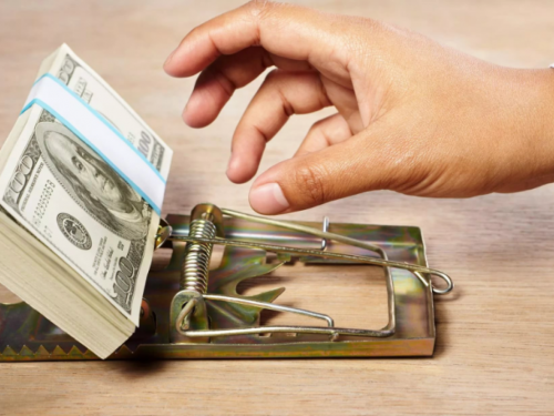 Кредитна пастка: фінансовий експерт назвала критичні помилки, через які українці втрачають майно