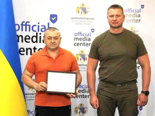 Тренер із Кам'янського отримав почесну відзнаку за внесок у розвиток спорту