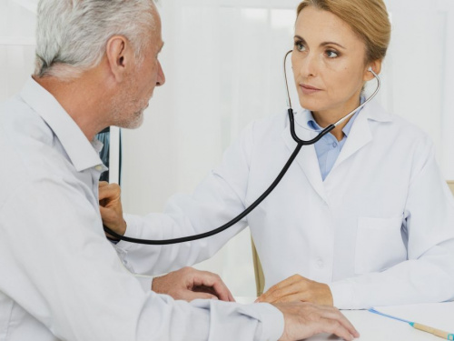 Як записатися на «Скринінг здоров’я 40+» та пройти обстеження: покрокова інструкція від МОЗ