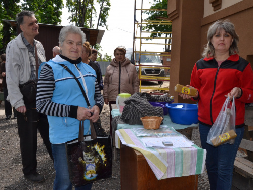 Карітас у Кам'янському знову пригощає людей вразливих категорій безкоштовними обідами