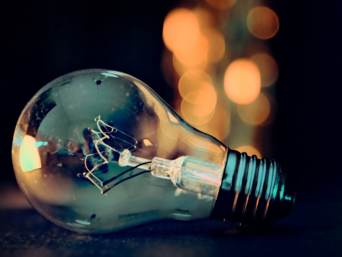 Чи буде світло в неділю: опубліковано графіки відключень для Дніпра та області на 25 січня