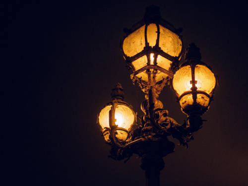 Кому вимкнуть світло 21 березня: ДТЕК оприлюднив список адрес у Кам’янському