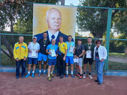 Щорічний тенісний турнір у Кам'янському: учасники зі всієї області змагалися за перемогу