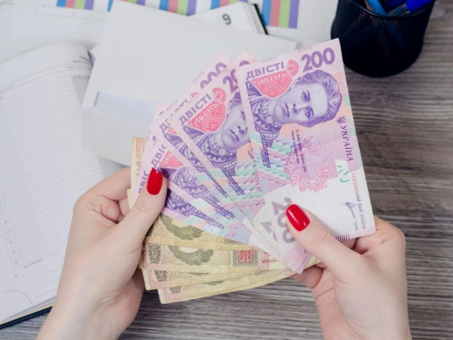 Замороження виплат-2026: чому весняного перегляду зарплат не буде