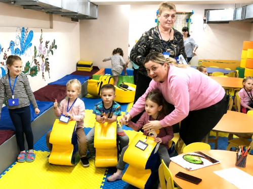 Сильний тил для незалежної України: як Метінвест підтримує громади Дніпропетровської та Кіровоградської областей