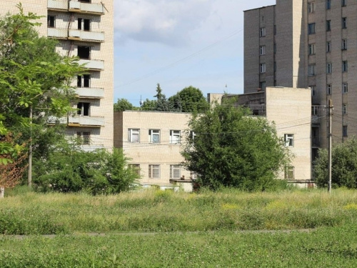 В Кам'янському районі місцева влада залишила гуртожиток для переселенців без світла - подробиці