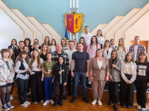 У Кам’янському заснували об’єднання учнівського самоврядування (ВІДЕО)