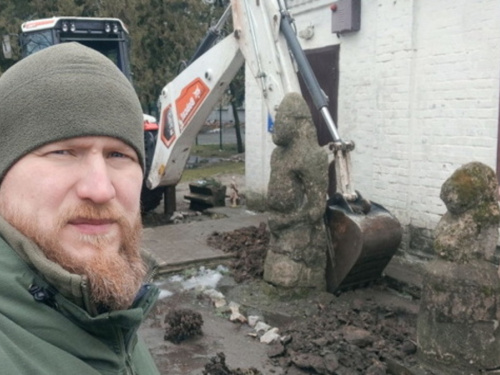 Культурна спадщина під захистом: ще дві прадавні скульптури знайшли прихисток у музеї Дніпра